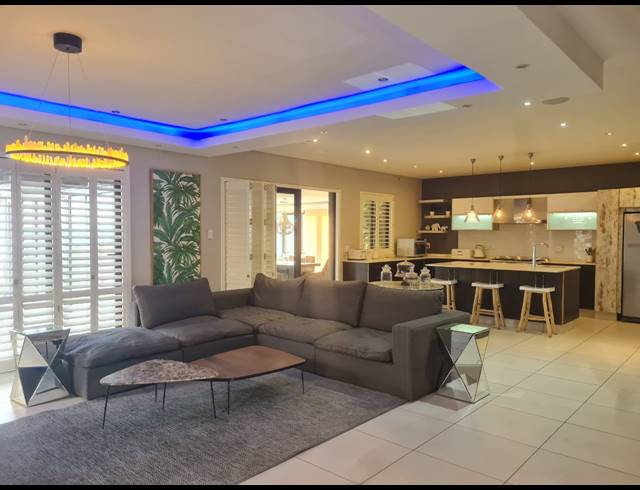 4 BEDROOM HOUSE TO LET IN MZINGAZI GOLF ESTATE